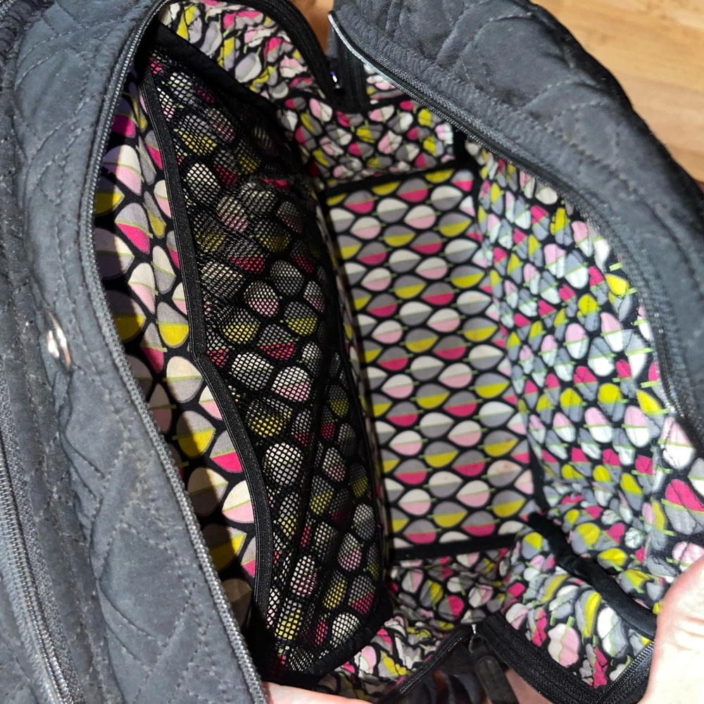 ♥️HP♥️Vera Bradley quilted Backpack - Picture 6 of 9